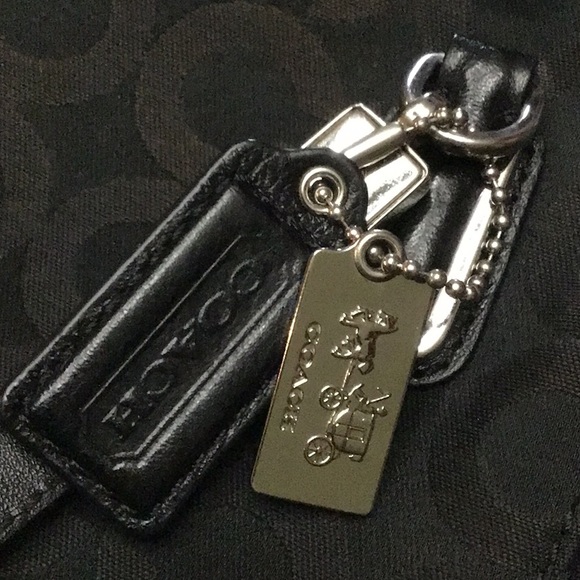 COACH MADISON OP ART SIGNATURE BLACK CANVAS TOTE HAND BAG COMES WITH 2 HANG TAGS - Picture 14 of 16